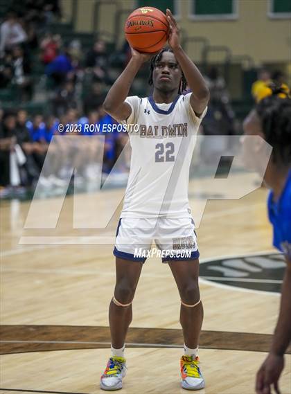 Thumbnail 1 in Baldwin vs Hempsteand (NYSPHSAA Section 8 AA Semifinal) photogallery.
