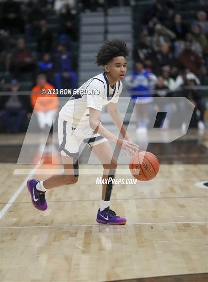Thumbnail 3 in Baldwin vs Hempsteand (NYSPHSAA Section 8 AA Semifinal) photogallery.