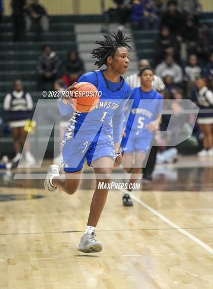 Thumbnail 3 in Baldwin vs Hempsteand (NYSPHSAA Section 8 AA Semifinal) photogallery.