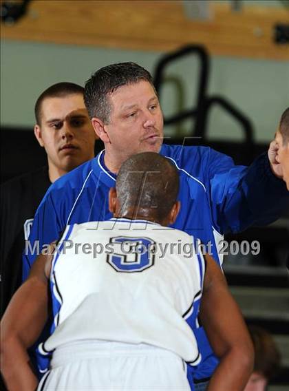 Thumbnail 3 in Las Plumas vs. Orland (Ram Jam Classic) photogallery.