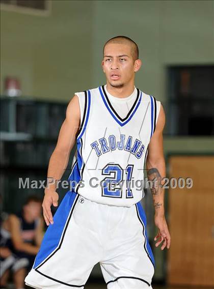 Thumbnail 2 in Las Plumas vs. Orland (Ram Jam Classic) photogallery.