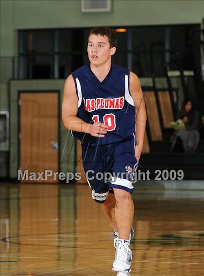 Thumbnail 1 in Las Plumas vs. Orland (Ram Jam Classic) photogallery.