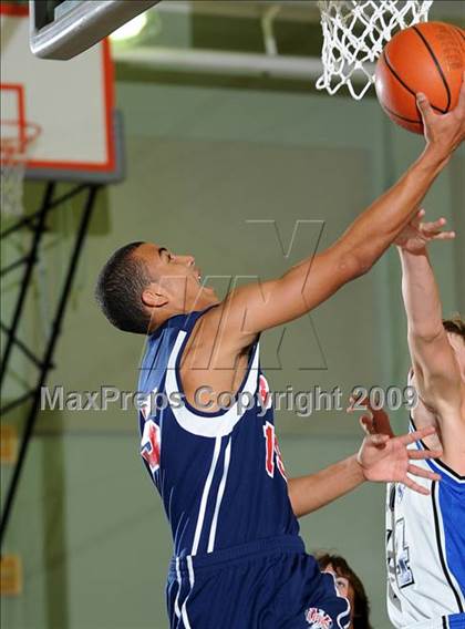 Thumbnail 3 in Las Plumas vs. Orland (Ram Jam Classic) photogallery.