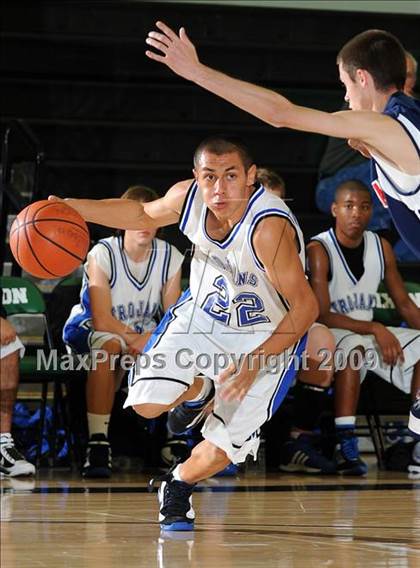 Thumbnail 1 in Las Plumas vs. Orland (Ram Jam Classic) photogallery.