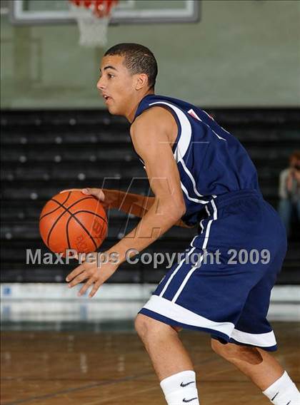 Thumbnail 1 in Las Plumas vs. Orland (Ram Jam Classic) photogallery.