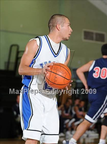 Thumbnail 1 in Las Plumas vs. Orland (Ram Jam Classic) photogallery.