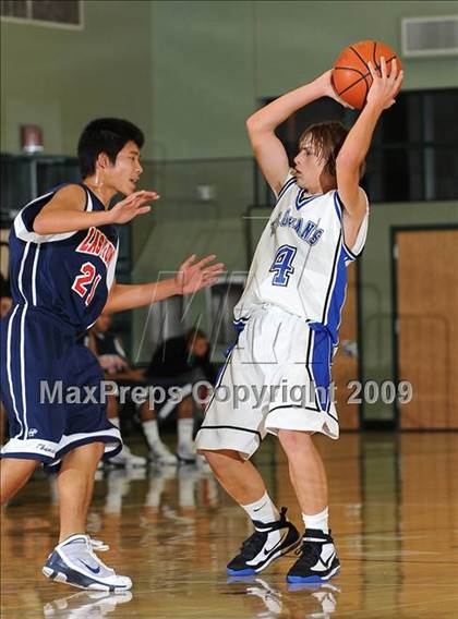Thumbnail 3 in Las Plumas vs. Orland (Ram Jam Classic) photogallery.