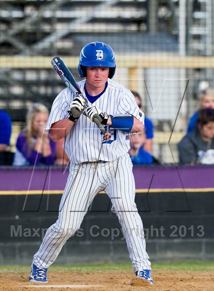 Thumbnail 3 in DeRidder vs Merryville (Coleman's Lawn Care Knight Classic) photogallery.