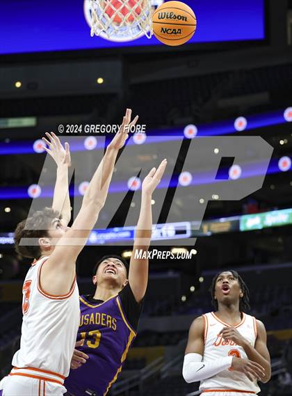 Thumbnail 3 in Archbishop Riordan vs Bishop Gorman (2024 Coastal Catholic Classic) photogallery.