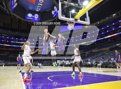 Thumbnail 1 in Archbishop Riordan vs Bishop Gorman (2024 Coastal Catholic Classic) photogallery.