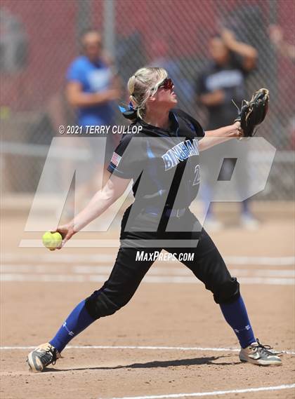 Thumbnail 3 in Riverton vs. Bingham (UHSAA 6A Final) photogallery.