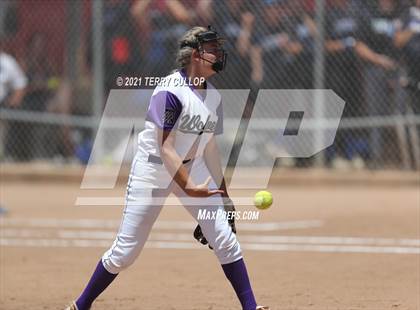 Thumbnail 1 in Riverton vs. Bingham (UHSAA 6A Final) photogallery.