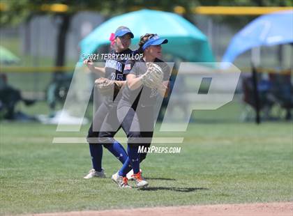 Thumbnail 3 in Riverton vs. Bingham (UHSAA 6A Final) photogallery.