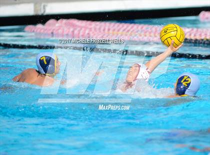 Thumbnail 1 in Punahou vs Ocean View (America's Finest City Tournament) photogallery.