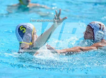 Thumbnail 1 in Punahou vs Ocean View (America's Finest City Tournament) photogallery.