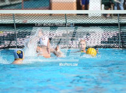 Thumbnail 1 in Punahou vs Ocean View (America's Finest City Tournament) photogallery.