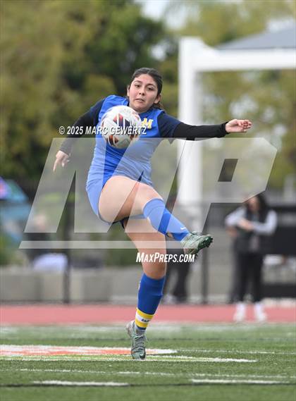 Thumbnail 2 in Sage Hill vs. La Mirada (CIF-SS Division 4 Final) photogallery.