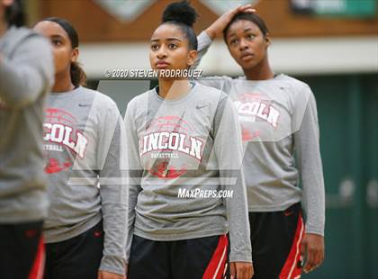 Thumbnail 3 in Mission Hills vs. Lincoln (MLK Showcase) photogallery.