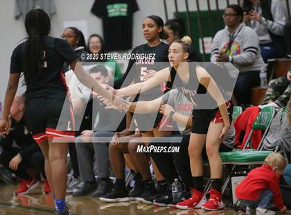 Thumbnail 3 in Mission Hills vs. Lincoln (MLK Showcase) photogallery.