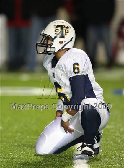 Thumbnail 3 in Stony Point vs. Lee (Texas 5A Region II D1 Playoffs) photogallery.