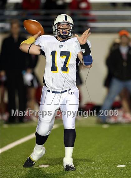 Thumbnail 3 in Stony Point vs. Lee (Texas 5A Region II D1 Playoffs) photogallery.
