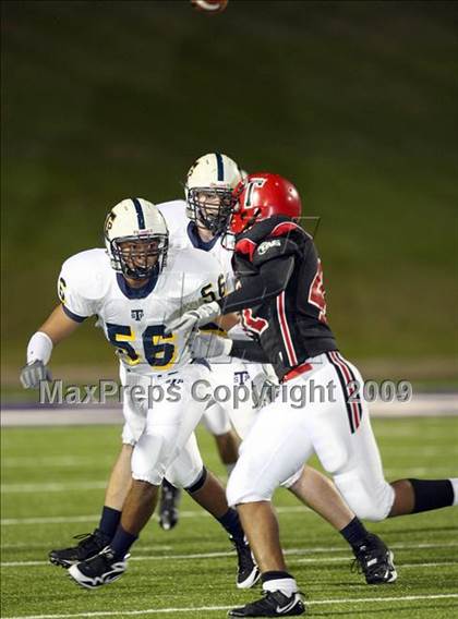 Thumbnail 3 in Stony Point vs. Lee (Texas 5A Region II D1 Playoffs) photogallery.