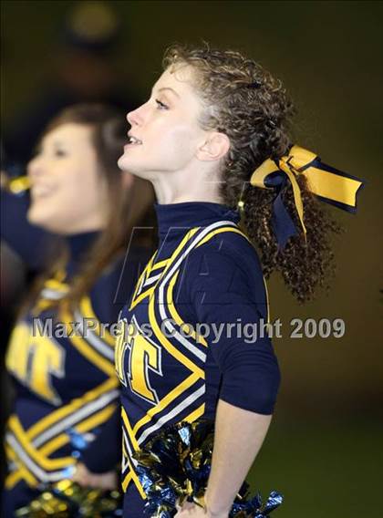 Thumbnail 1 in Stony Point vs. Lee (Texas 5A Region II D1 Playoffs) photogallery.