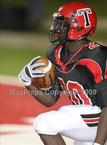 Thumbnail 1 in Stony Point vs. Lee (Texas 5A Region II D1 Playoffs) photogallery.