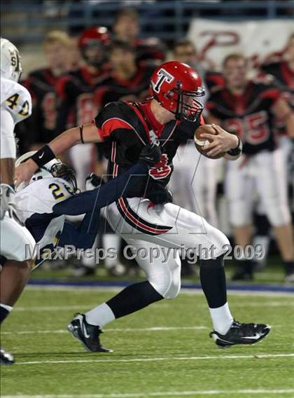 Thumbnail 3 in Stony Point vs. Lee (Texas 5A Region II D1 Playoffs) photogallery.
