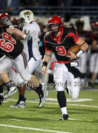 Thumbnail 1 in Stony Point vs. Lee (Texas 5A Region II D1 Playoffs) photogallery.