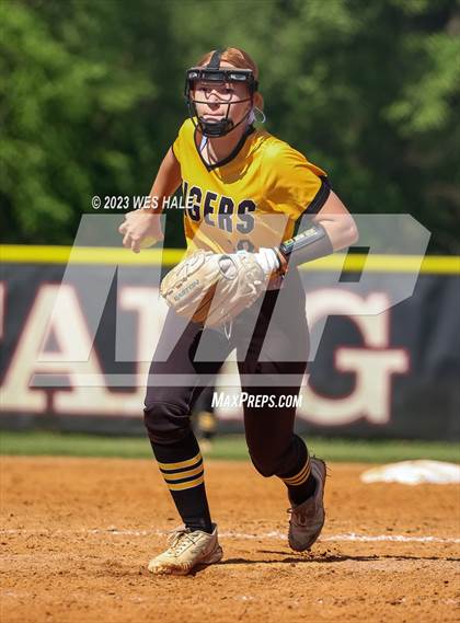 Thumbnail 2 in Hernando @ Center Hill  (MHSAA 6A Round 1) photogallery.