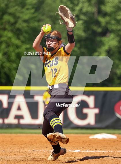 Thumbnail 2 in Hernando @ Center Hill  (MHSAA 6A Round 1) photogallery.