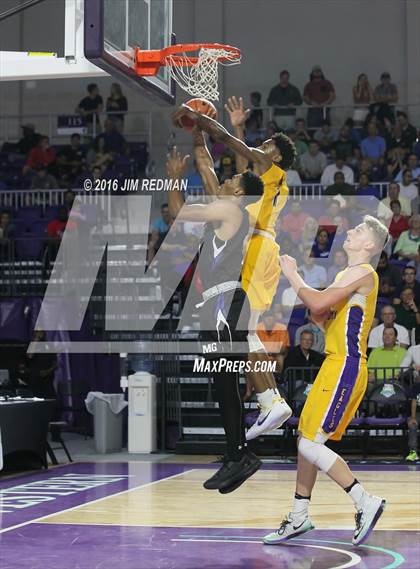 Thumbnail 1 in IMG Academy vs. Montverde Academy (City of Palms Classic) photogallery.