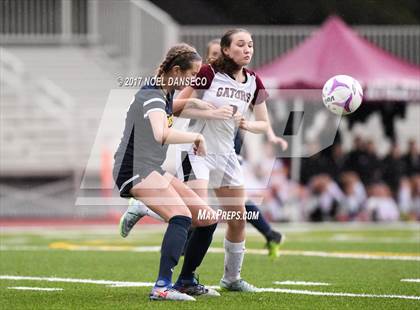 Thumbnail 3 in Sacred Heart Prep vs. Menlo School photogallery.