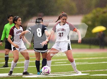 Thumbnail 3 in Sacred Heart Prep vs. Menlo School photogallery.