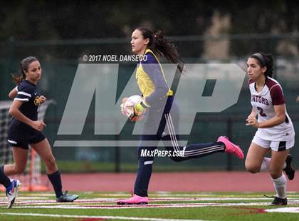Thumbnail 3 in Sacred Heart Prep vs. Menlo School photogallery.