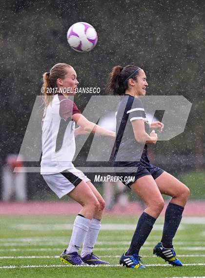 Thumbnail 2 in Sacred Heart Prep vs. Menlo School photogallery.