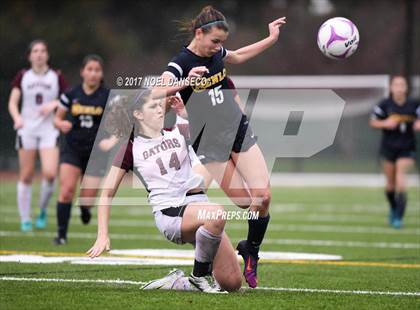 Thumbnail 2 in Sacred Heart Prep vs. Menlo School photogallery.