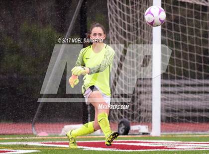 Thumbnail 2 in Sacred Heart Prep vs. Menlo School photogallery.