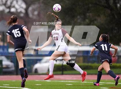 Thumbnail 2 in Sacred Heart Prep vs. Menlo School photogallery.