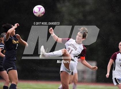 Thumbnail 2 in Sacred Heart Prep vs. Menlo School photogallery.