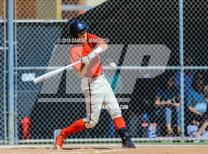 Thumbnail 2 in Taft vs. Granada Hills Charter photogallery.