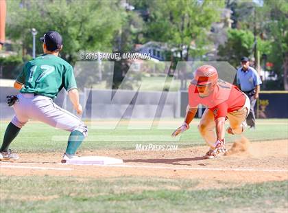 Thumbnail 2 in Taft vs. Granada Hills Charter photogallery.