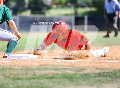 Thumbnail 3 in Taft vs. Granada Hills Charter photogallery.