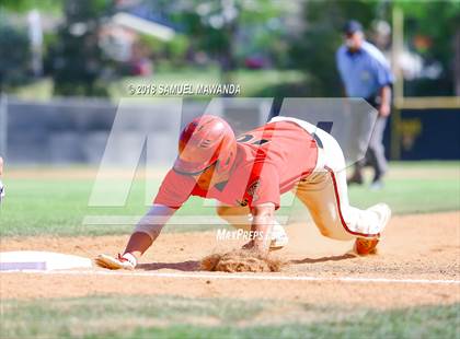 Thumbnail 2 in Taft vs. Granada Hills Charter photogallery.