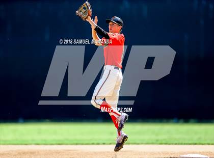 Thumbnail 3 in Taft vs. Granada Hills Charter photogallery.