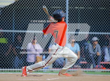 Thumbnail 2 in Taft vs. Granada Hills Charter photogallery.