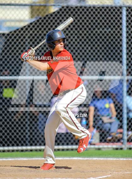 Thumbnail 2 in Taft vs. Granada Hills Charter photogallery.