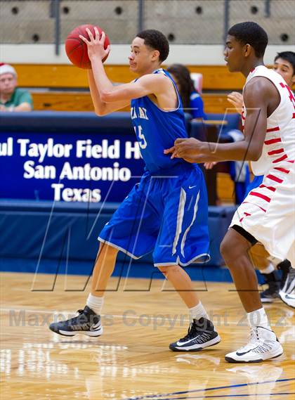 Thumbnail 2 in Jay @ Taft photogallery.