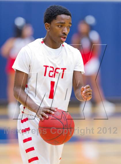 Thumbnail 2 in Jay @ Taft photogallery.